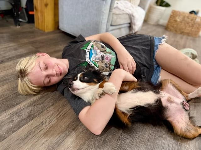 Taz Tazzy Bear Belly Rub Collector media 2